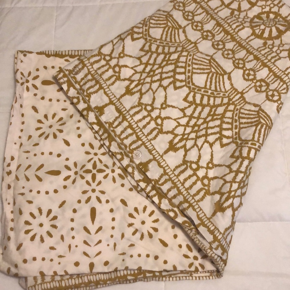 Urban outfitters queen duvet cover